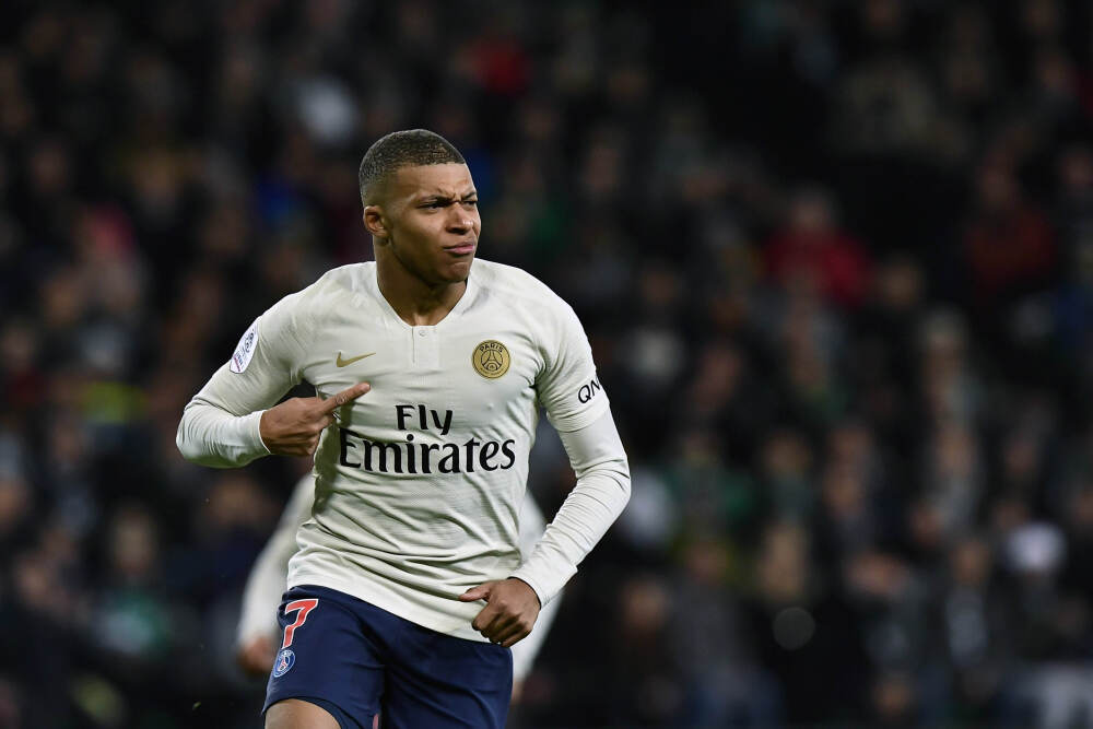 男友坦诚与助理关系密切，我正想离开，却意外发现隐情：回头看看，他为你付出远超想象